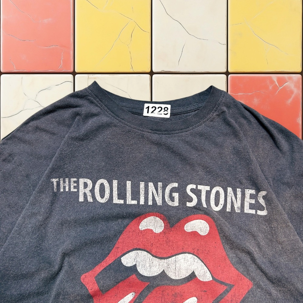 Rolling Stones 1975 US Tour Tee Y2K Black S Sun Faded Band Rock Music Lips Shirt - Picture 12 of 15